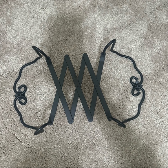 Vintage Longaberger Wrought Iron‎ Expandable Trivet Foundry Collection - Picture 3 of 4